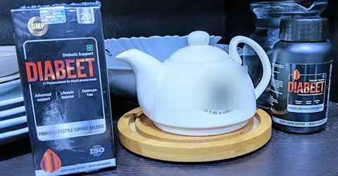Diabeet box and bottle next to a white teapot